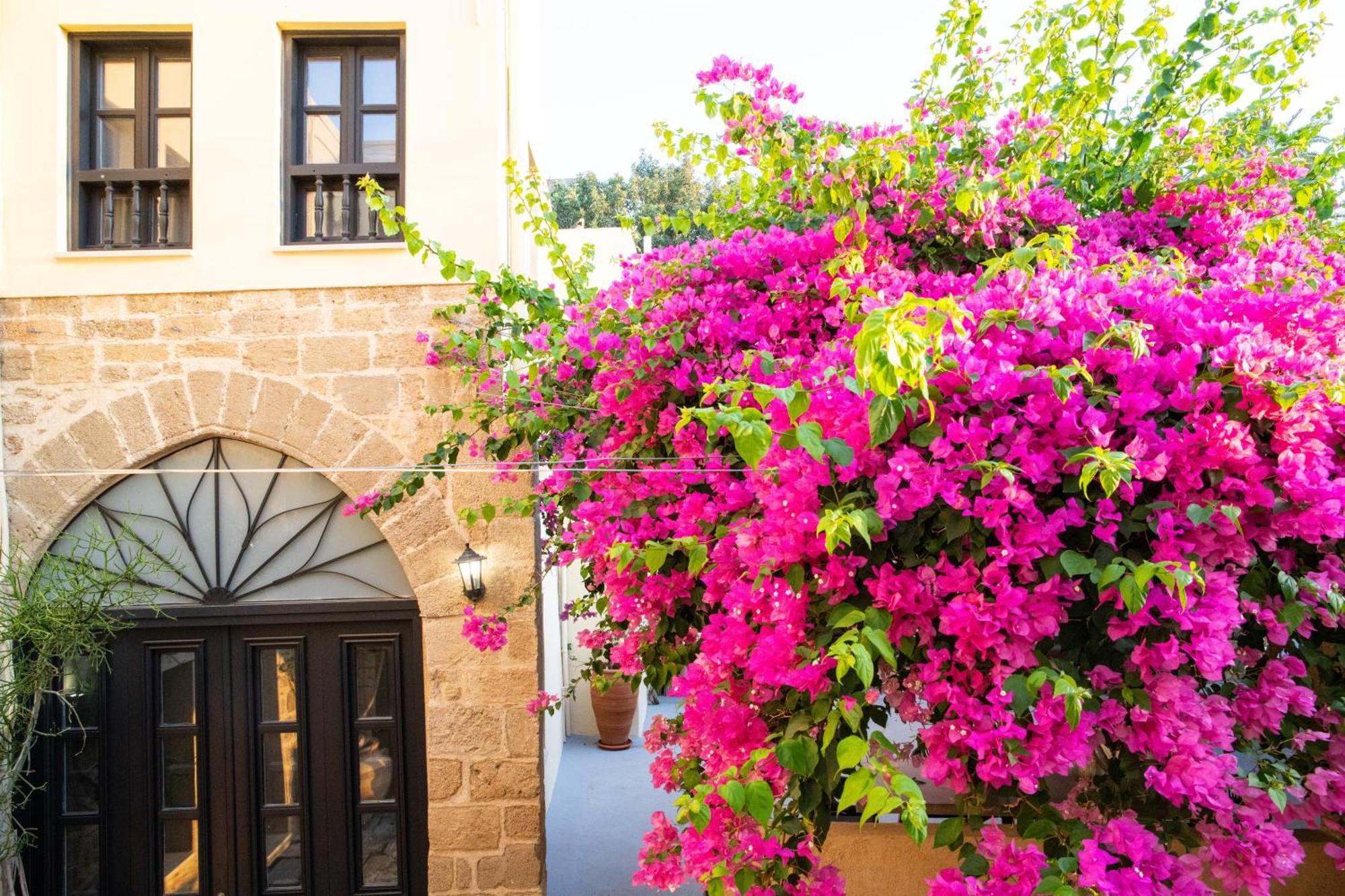 The Old Town House Apartment Rhodes City Bagian luar foto