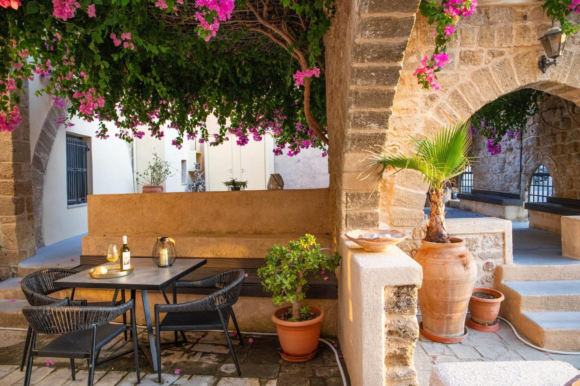 The Old Town House Apartment Rhodes City Bagian luar foto