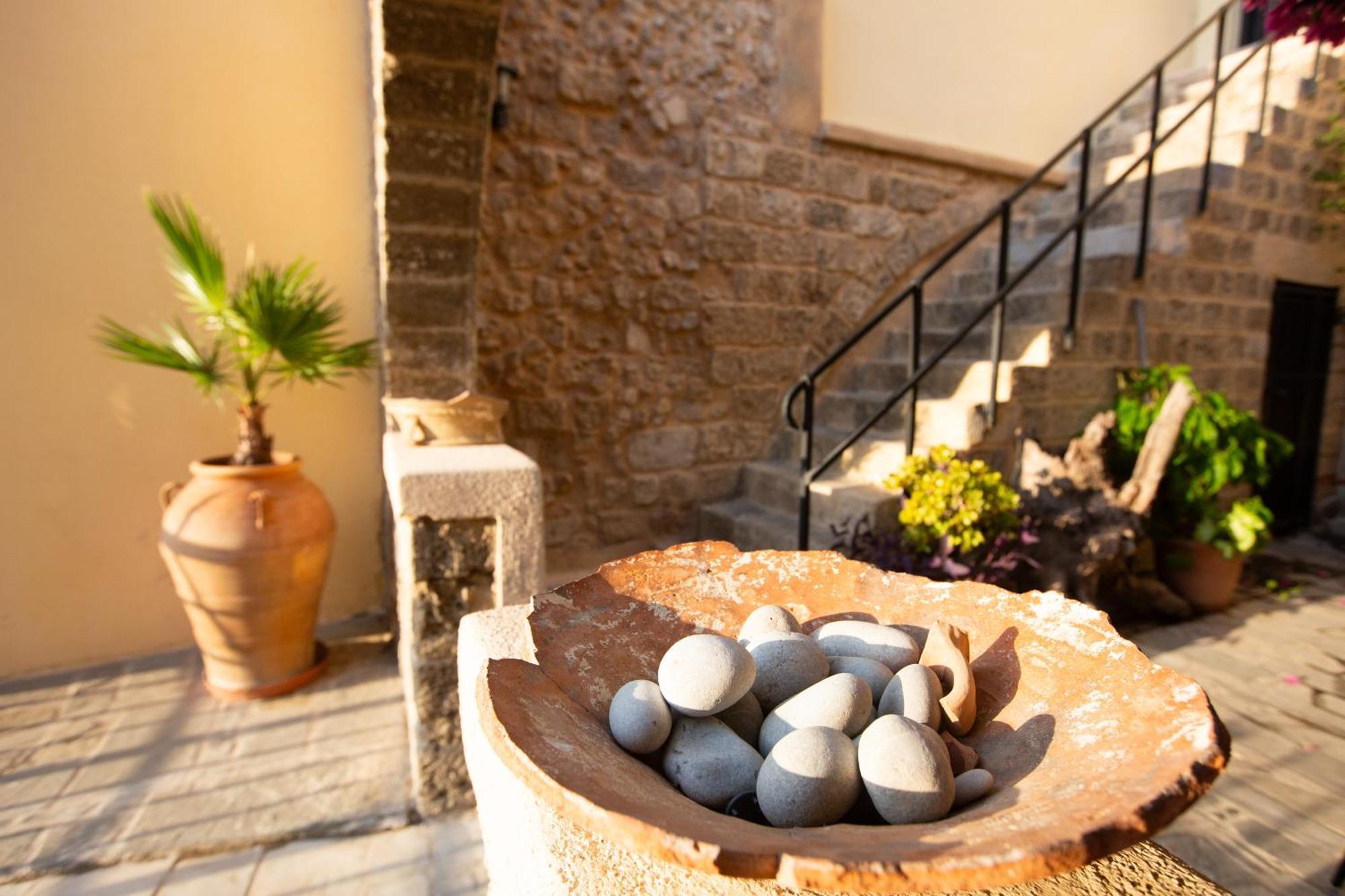 The Old Town House Apartment Rhodes City Bagian luar foto