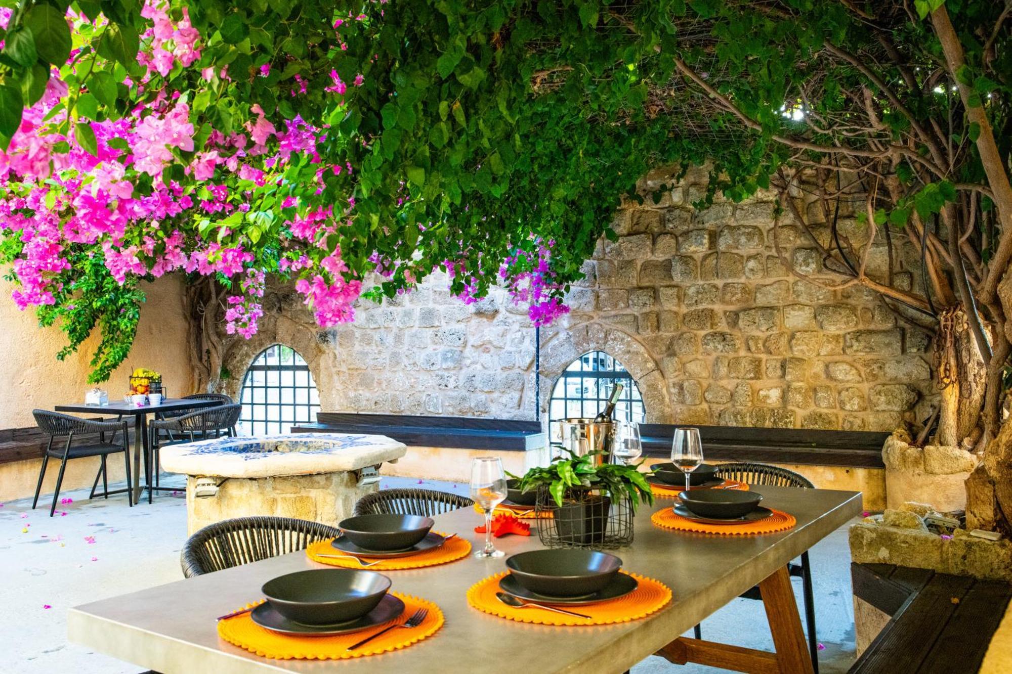 The Old Town House Apartment Rhodes City Bagian luar foto
