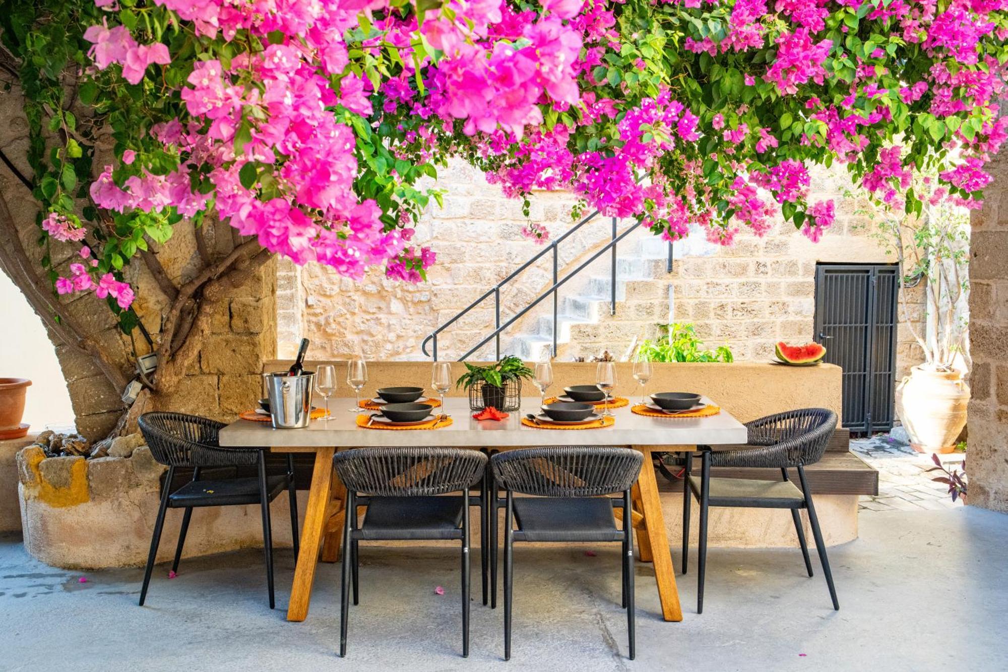 The Old Town House Apartment Rhodes City Bagian luar foto