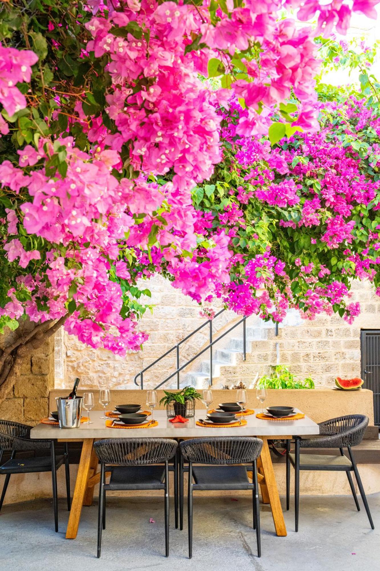 The Old Town House Apartment Rhodes City Bagian luar foto