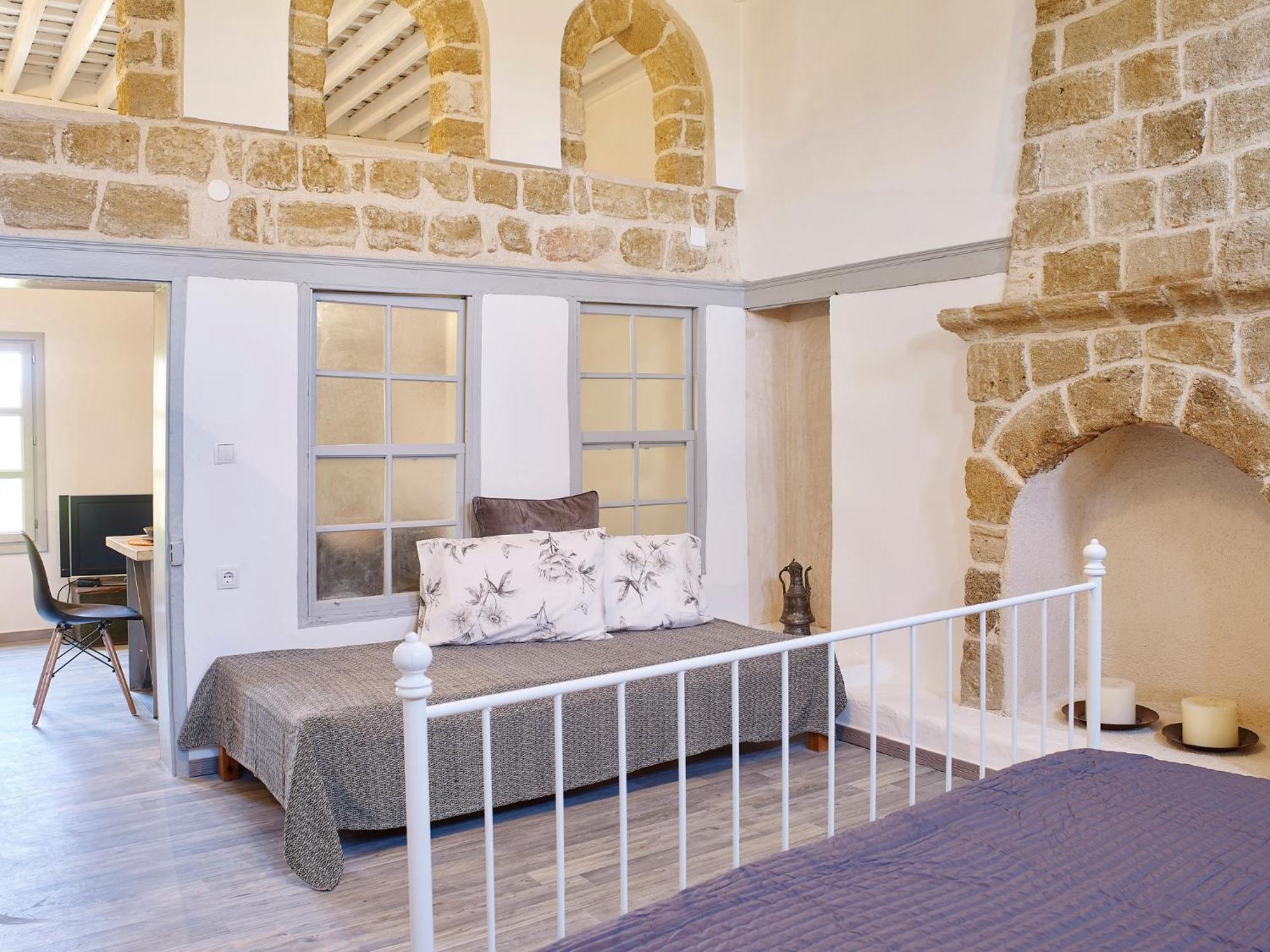 The Old Town House Apartment Rhodes City Bagian luar foto